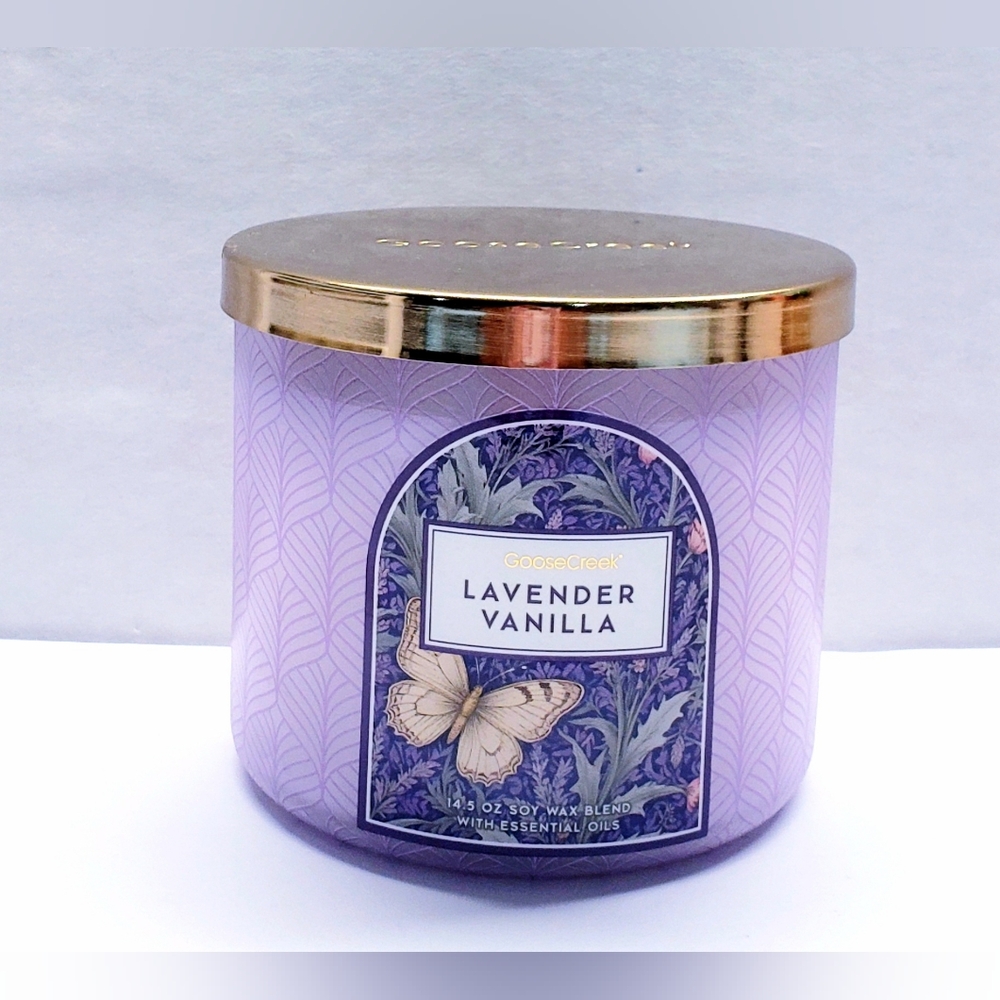 Goose Creek LAVENDER VANILLA Large 3-Wick Scented Candle, 14.5 oz
